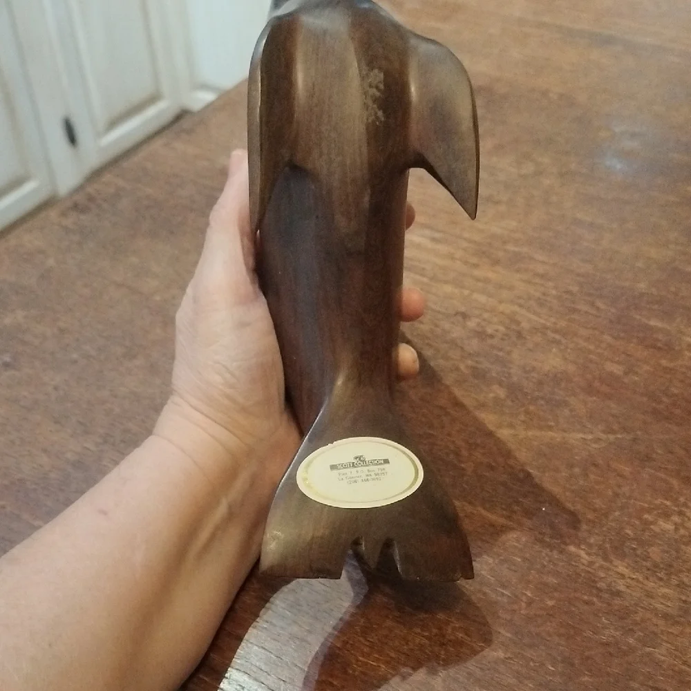 Ironwood Carved Wood Seal Figurine. 221GW4